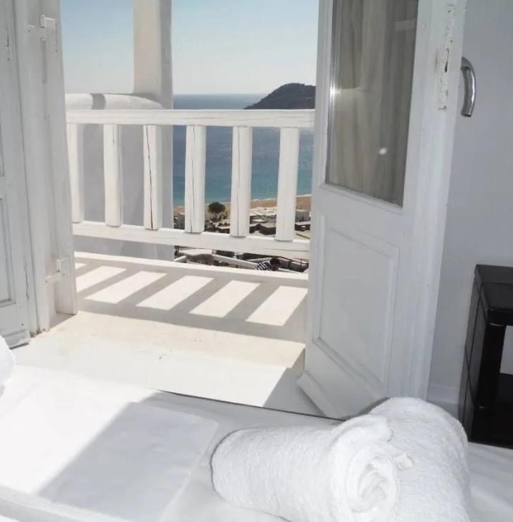 Villa Viktoria In Elia Beach, Mykonos Mykonos Town ภายนอก รูปภาพ